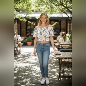 American Eagle Soft Floral Off The Shoulder Top Blouse Shirt Cropped Size M